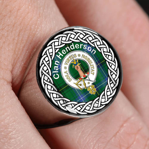 Image of Henderson Old Crest Clan Tartan Ring Scottish