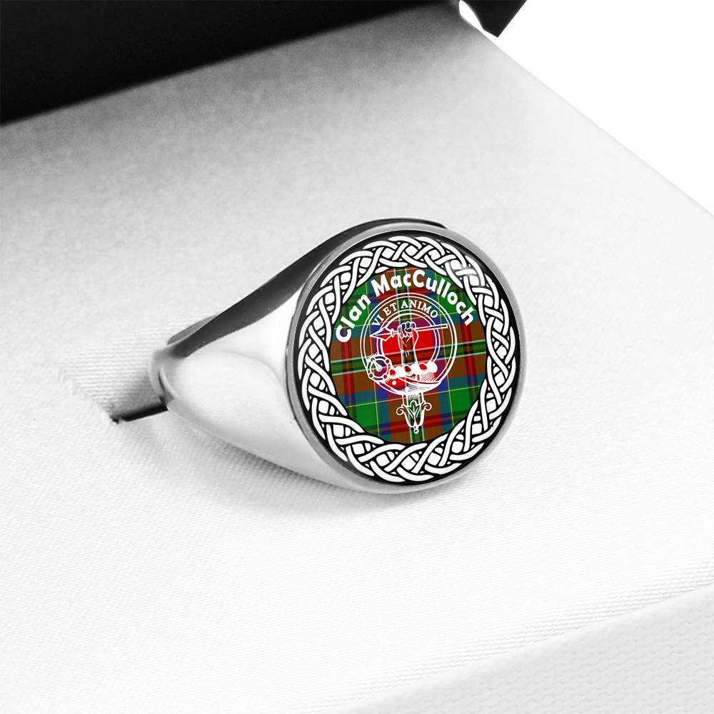 MacCullock Crest Clan Tartan Ring Scottish